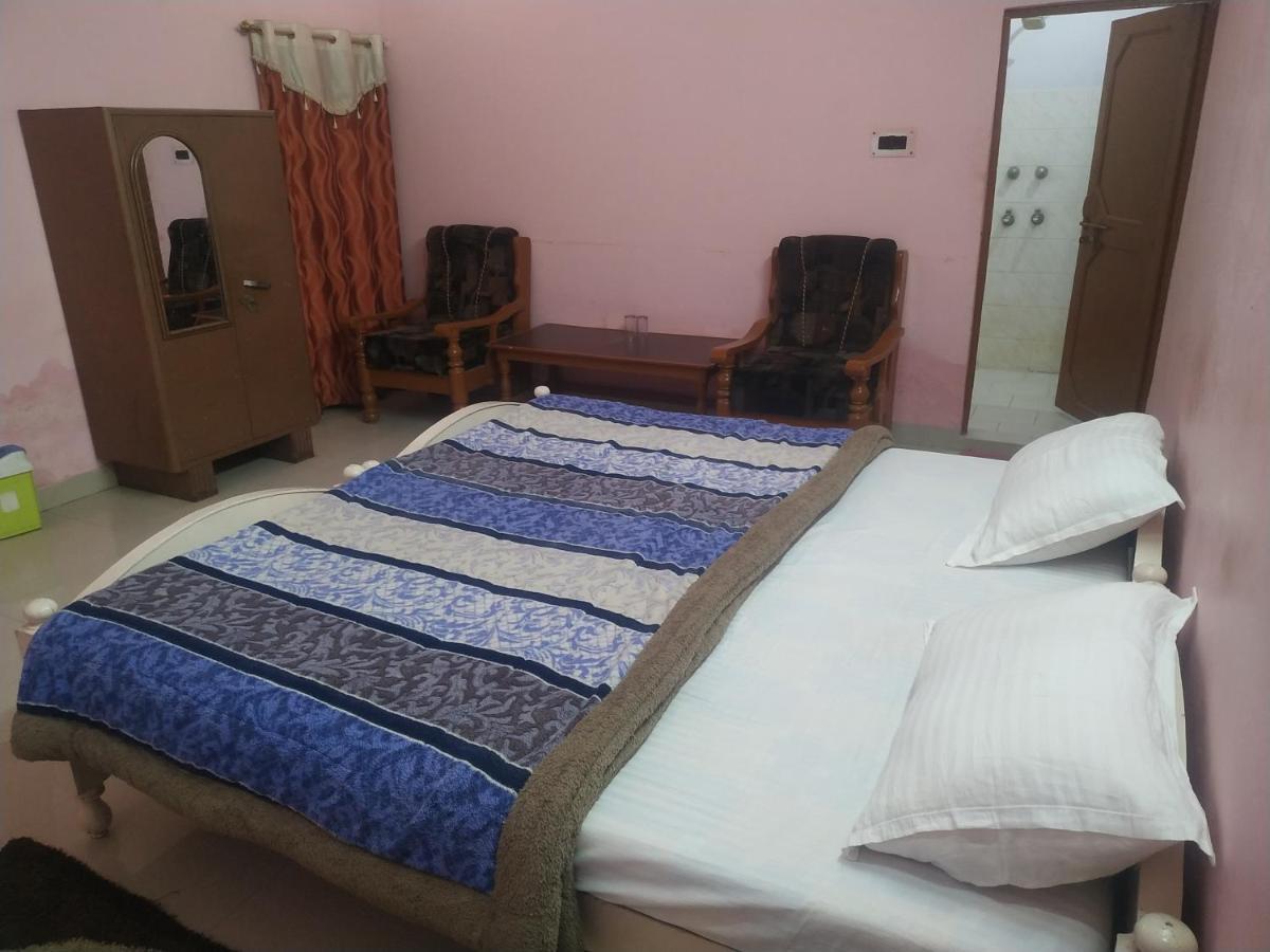 Hotel Shri Mahant Orchha 5 Mint Walking From Ram Raja Temple Kültér fotó