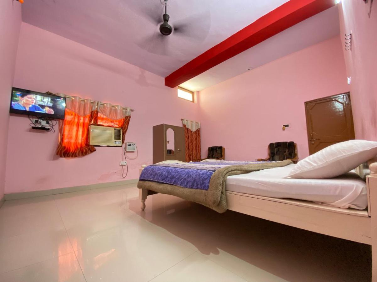 Hotel Shri Mahant Orchha 5 Mint Walking From Ram Raja Temple Kültér fotó