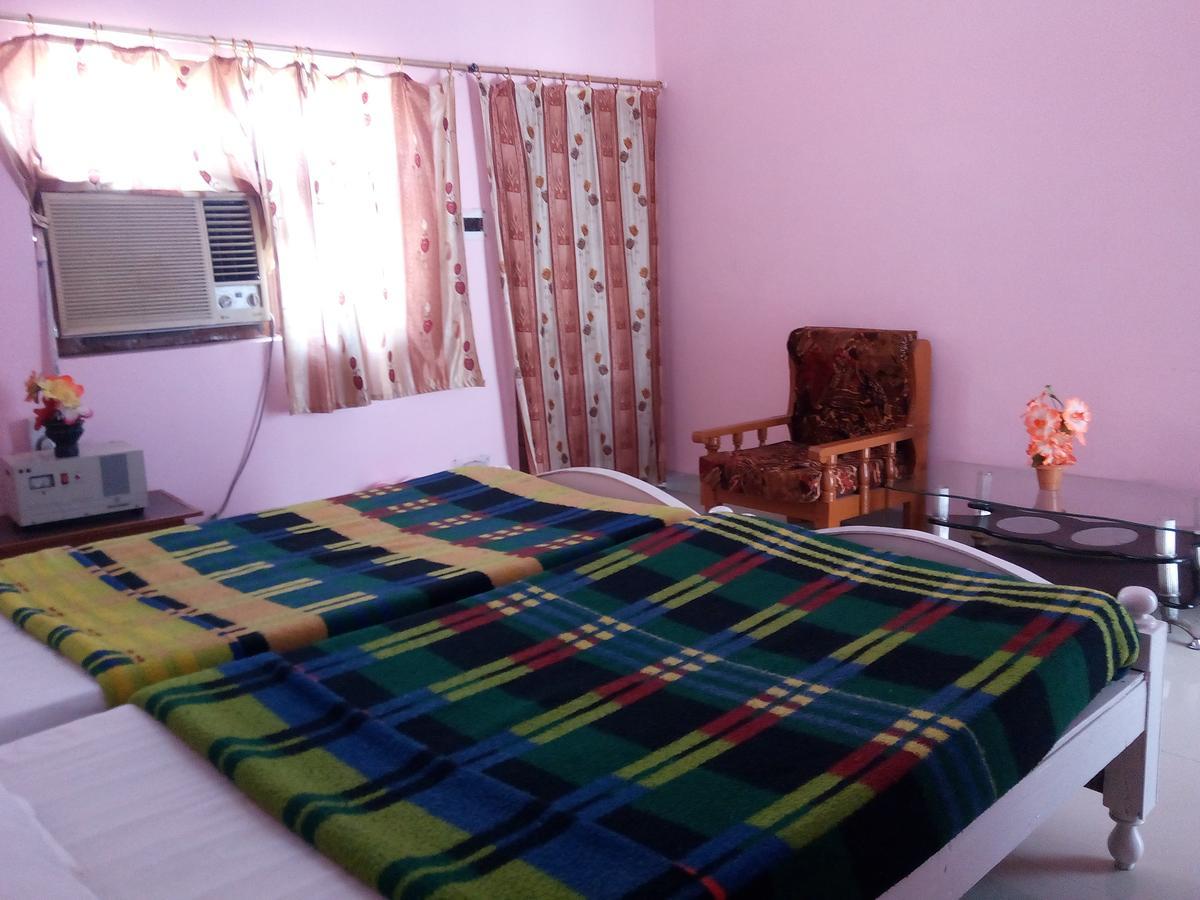 Hotel Shri Mahant Orchha 5 Mint Walking From Ram Raja Temple Kültér fotó